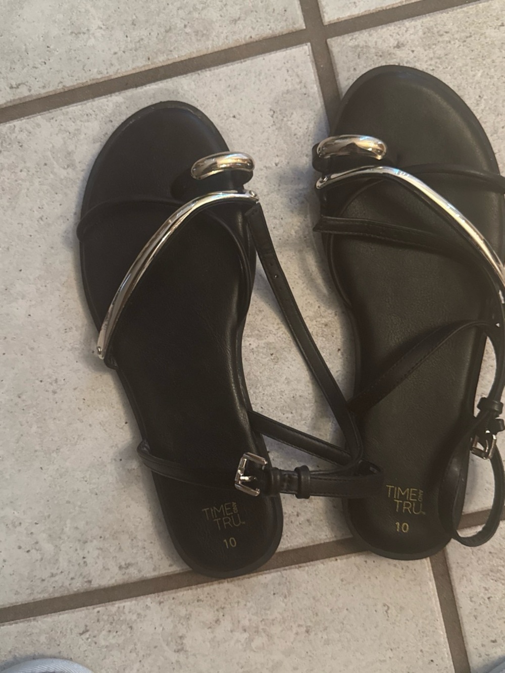 Time and Tru Black Sandals with Silver Accent Straps